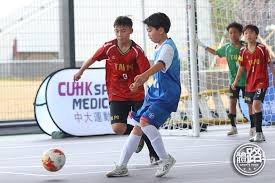 曼联VS富勒姆；罗马VS科莫；英足总意甲2.6+9.5+18015曼联VS富勒姆，让负，0-1；1-1017罗马VS科莫，胜，2-1；2-0让负+胜=2.63负+让平=9.45（1，2）+（3，2）=3.62（1）+（3）=17.86…