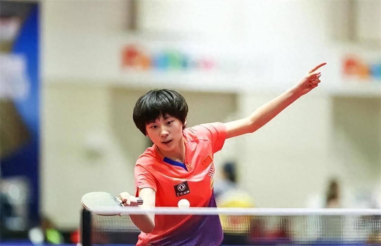 他的动作更 他的动作更